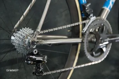 Grade9 bleu campagnolo chorus eps 2015 celeno