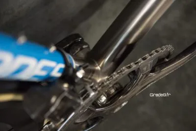 Grade9 bleu campagnolo chorus eps 2015 celeno