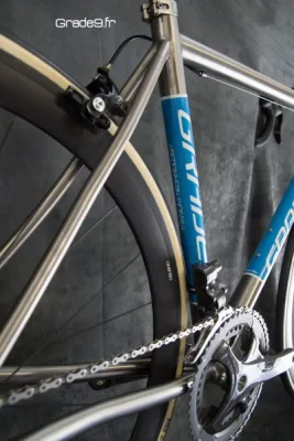 Grade9 bleu campagnolo chorus eps 2015 celeno