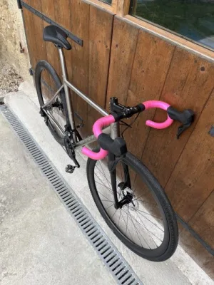 Grade9 titanium gravel rose