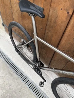 Grade9 titanium gravel rose
