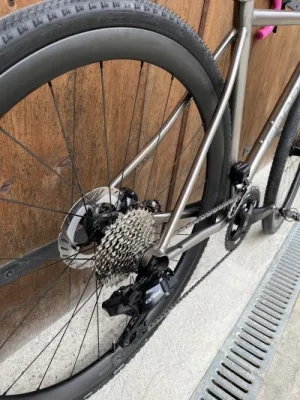 Grade9 titanium gravel rose