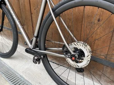 Grade9 titanium gravel rose