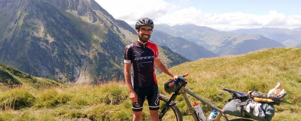 Bikepacking VTT des Pyrénées à la Picardie.